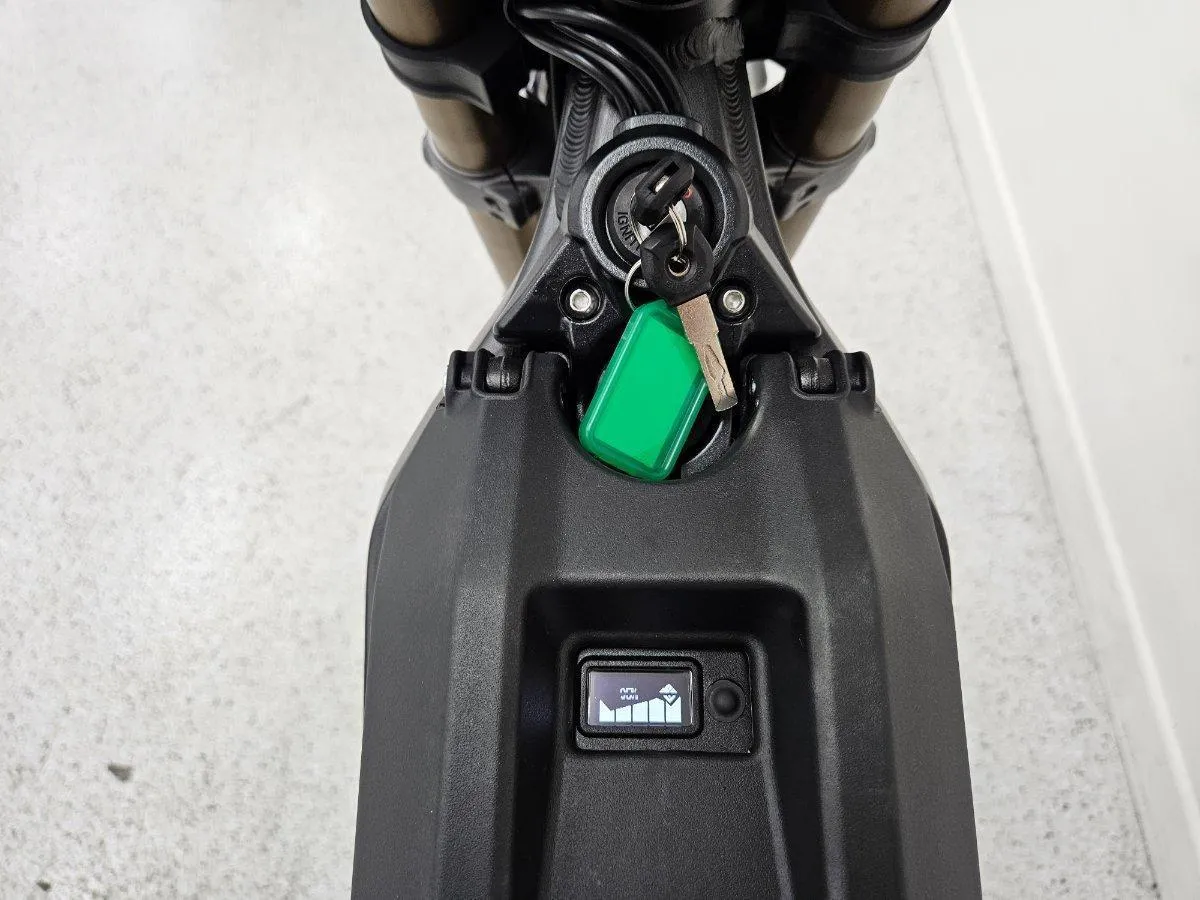 239214 (11)