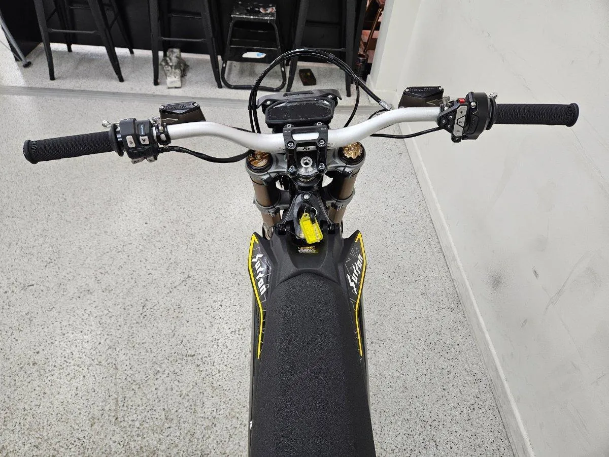 239630 (8)